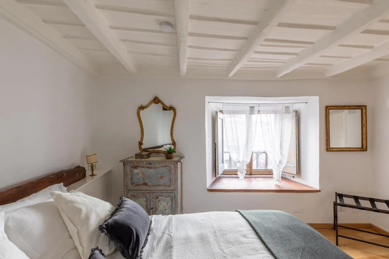 Iflat Elegant Apartment In Historical Building Rome 0*,