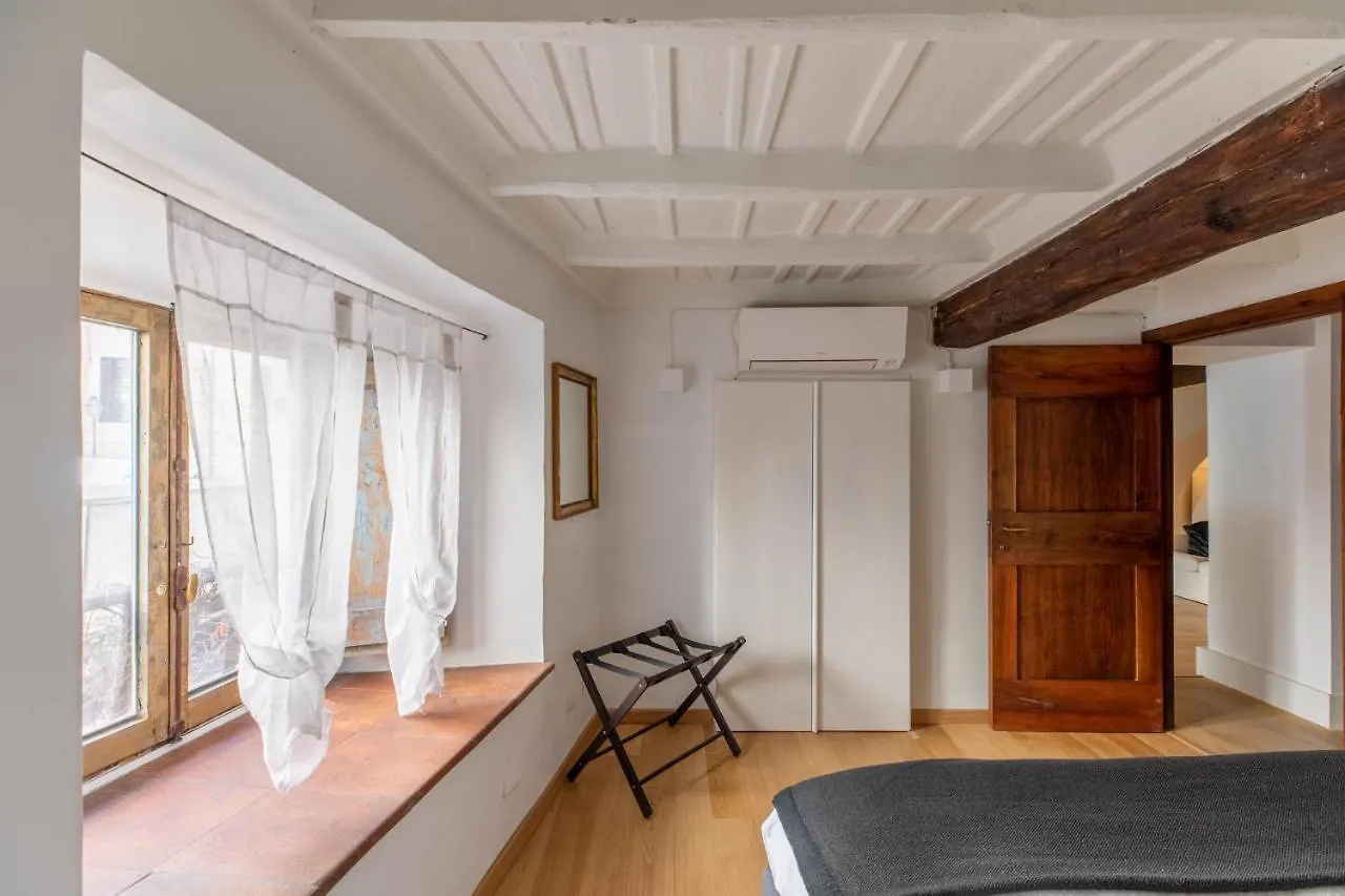 Iflat Elegant Apartment In Historical Building Řím
